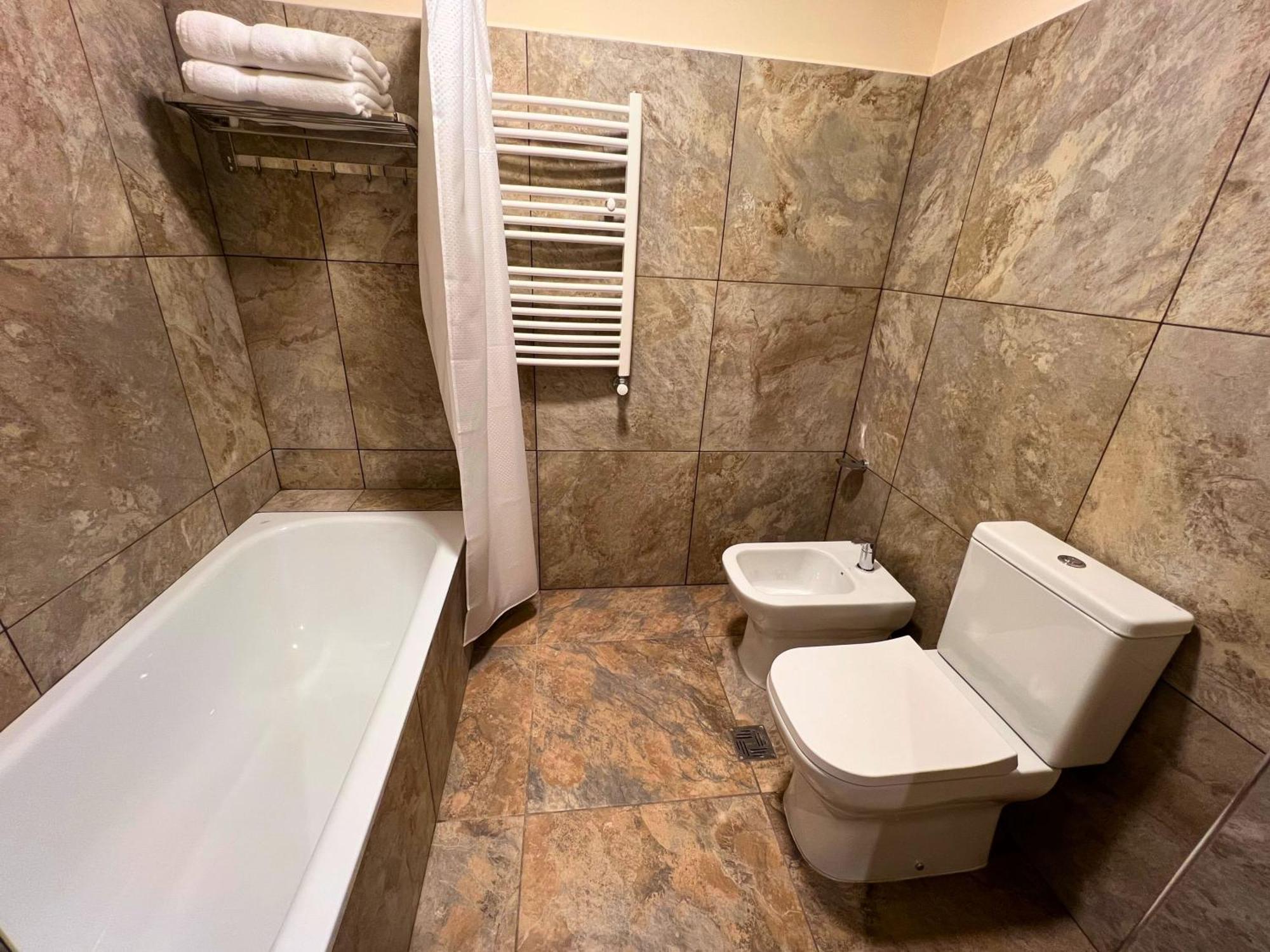 Huinid Pioneros Hotel San Carlos de Bariloche Cameră foto