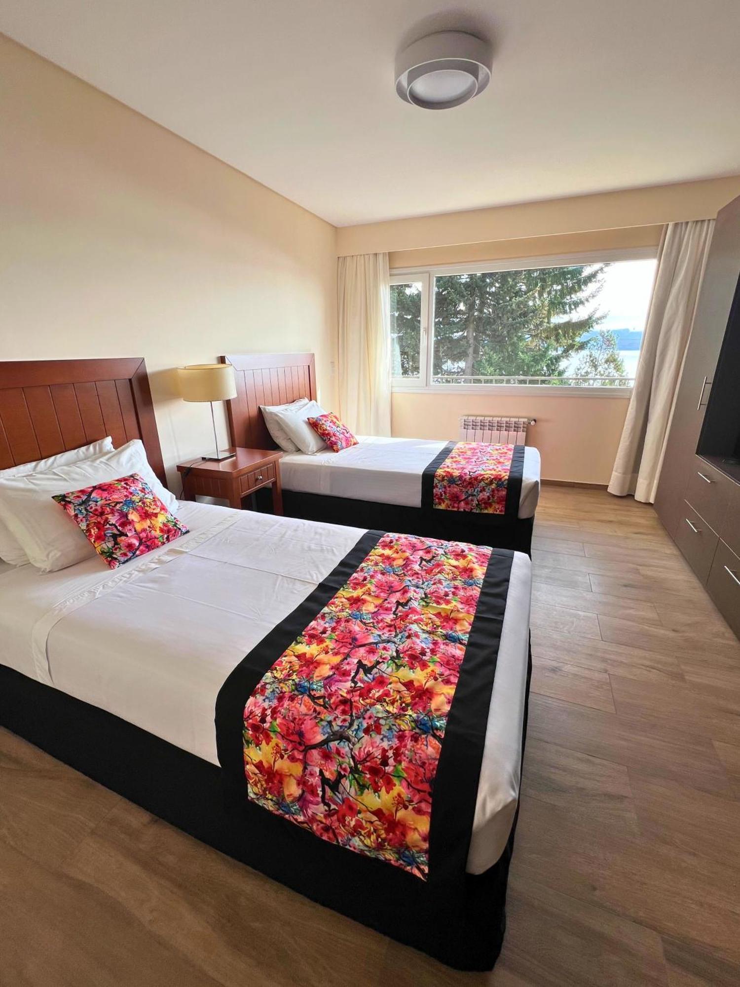 Huinid Pioneros Hotel San Carlos de Bariloche Cameră foto