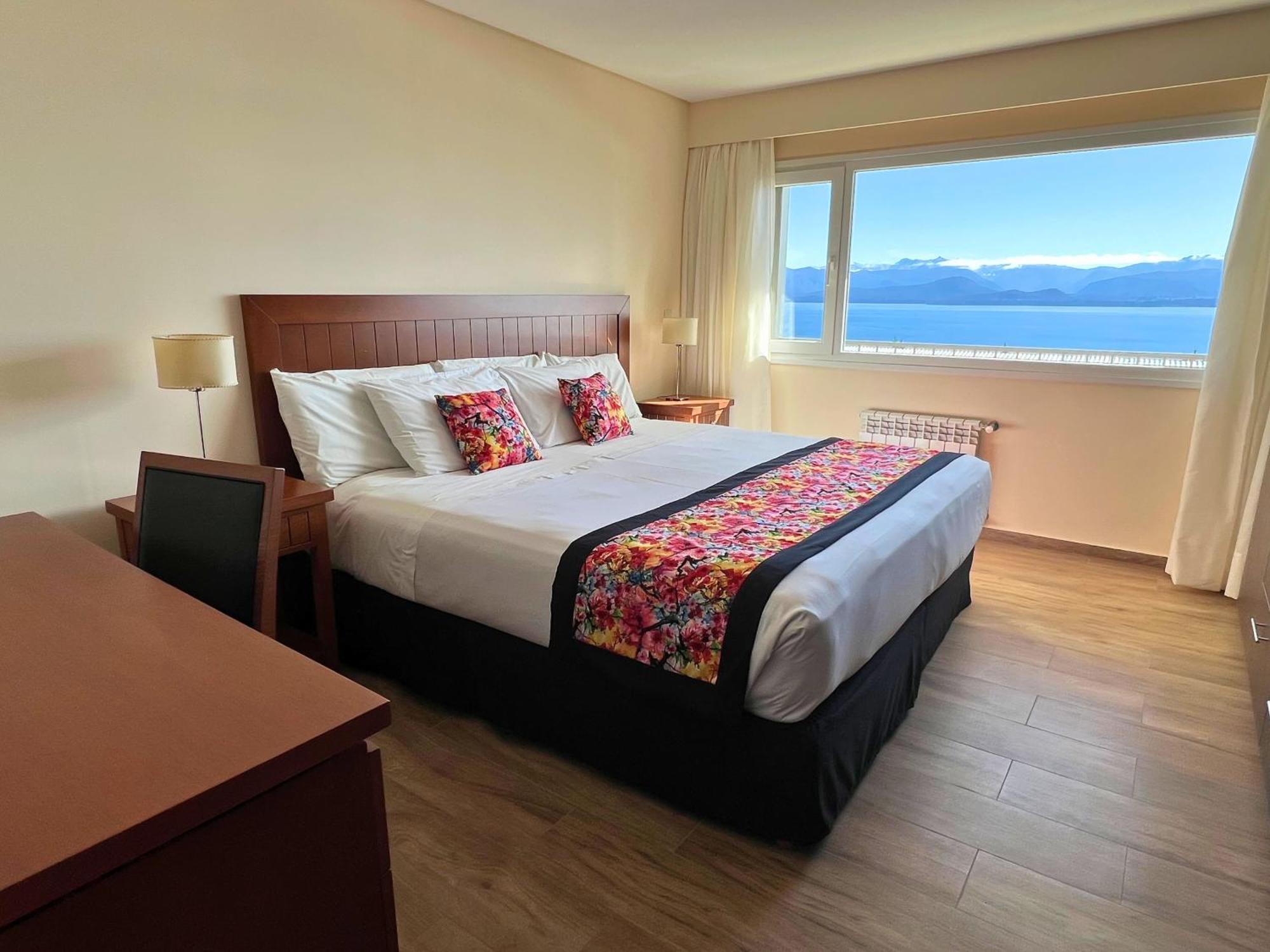 Huinid Pioneros Hotel San Carlos de Bariloche Cameră foto